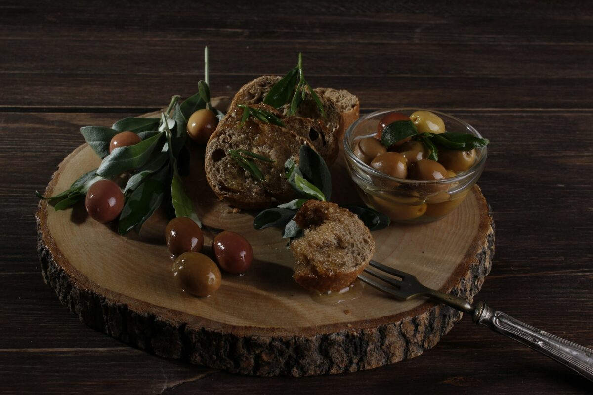 Tostada de pan con aceite de oliva